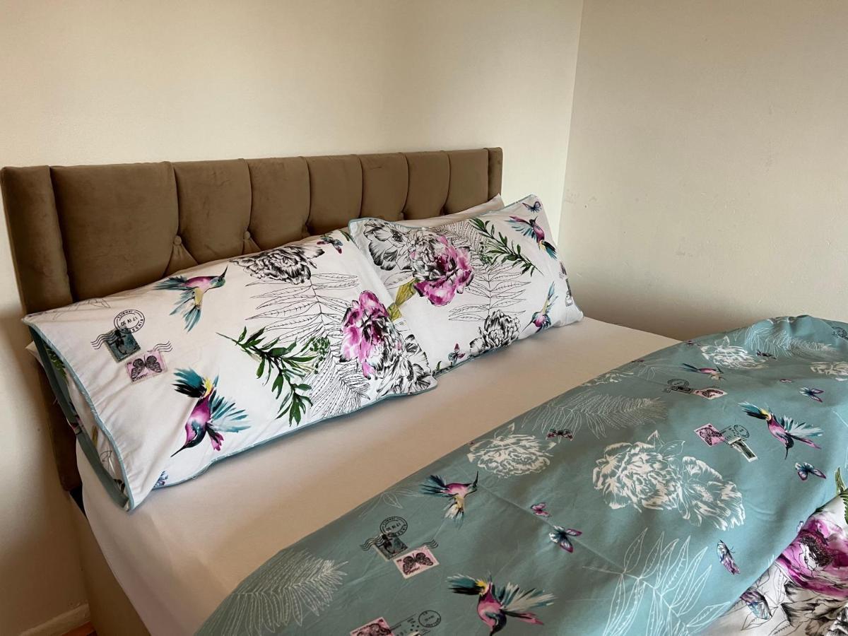 Grand Bleu - London - Next To Piccadilly Line Tube Station & Brand New Facilities Hotel Luaran gambar